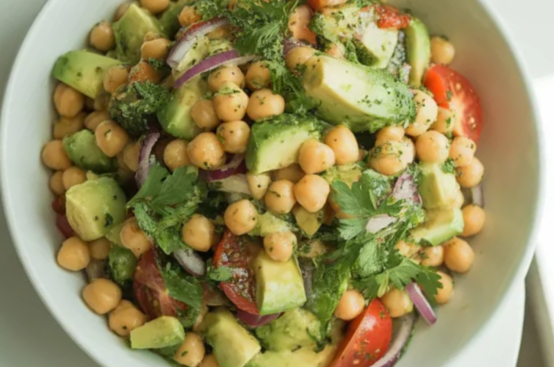 Chickpea Avocado Salad (Fresh, Easy & Super Healthy)